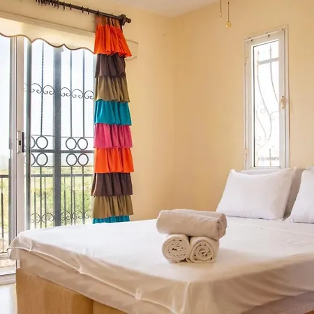 Serene Summer House With Garden And Nature View In Cesme Ildiri
