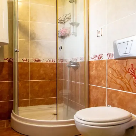 빌라 Serene Summer House With Garden And Nature View In Cesme *